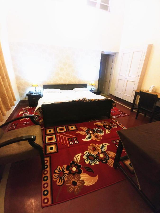 دهرادون Hotel White House المظهر الخارجي الصورة
