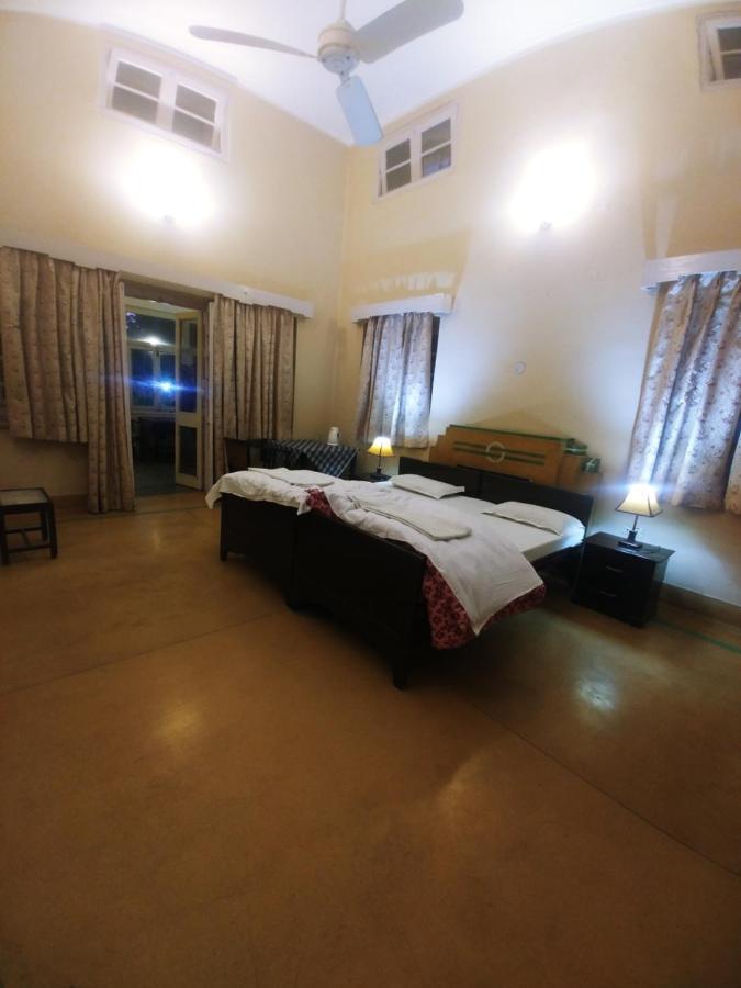 دهرادون Hotel White House المظهر الخارجي الصورة