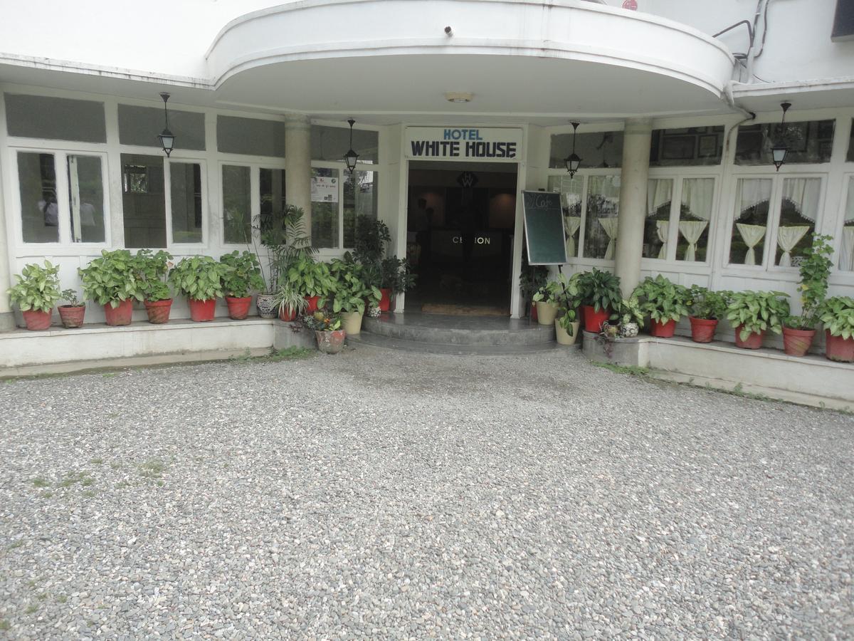 دهرادون Hotel White House المظهر الخارجي الصورة